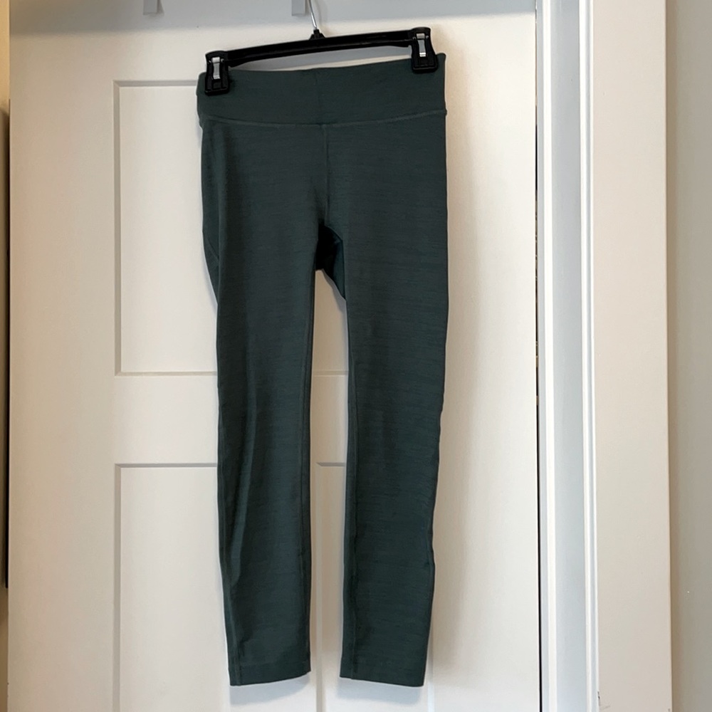 Lightweight leggings